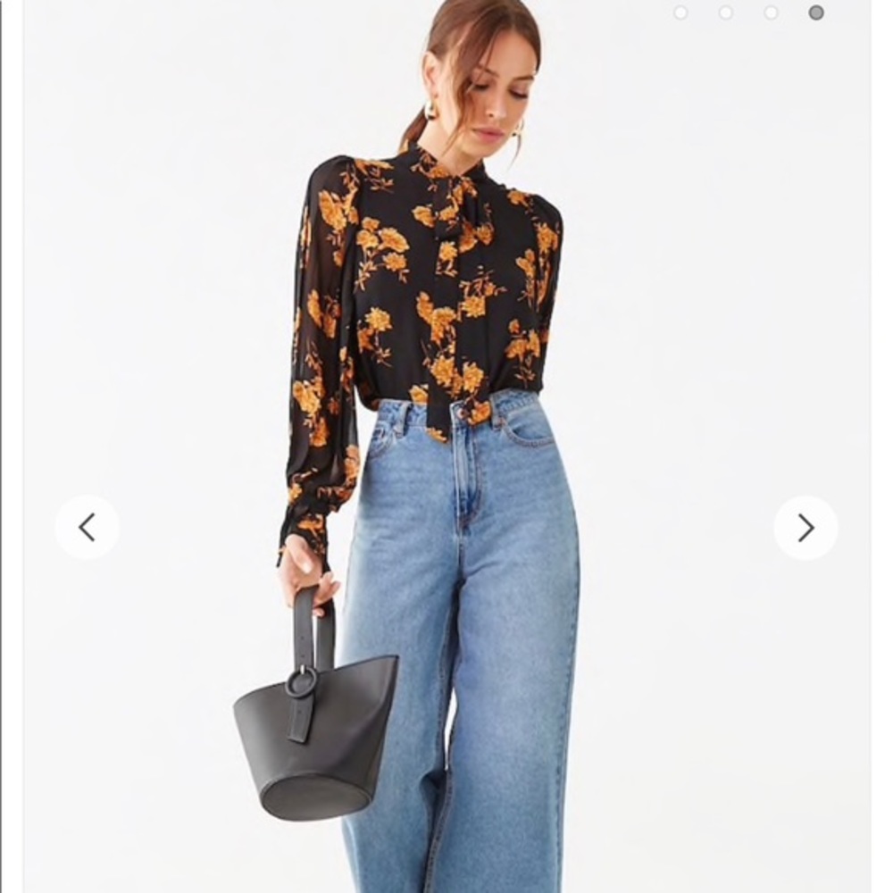 F21 Floral Print Tie- Neck Blouse Top - Picture 4 of 8